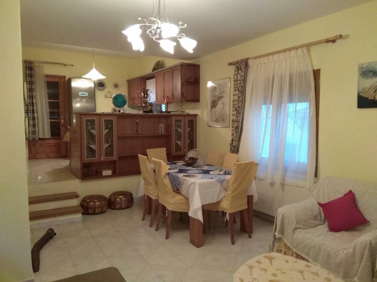הוילה פראליה דיוניסיו Family Seaside House In Mouries מראה חיצוני תמונה